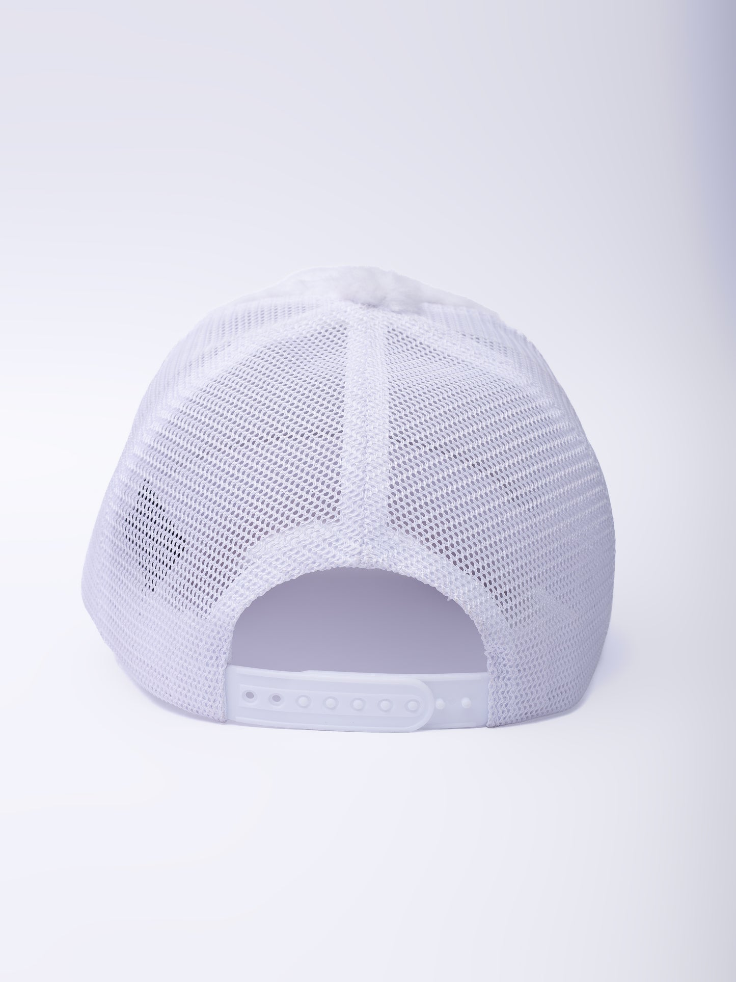 25White